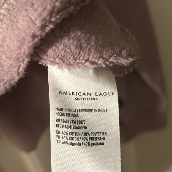 American Eagle Long Sleeve - Picture 4 of 4